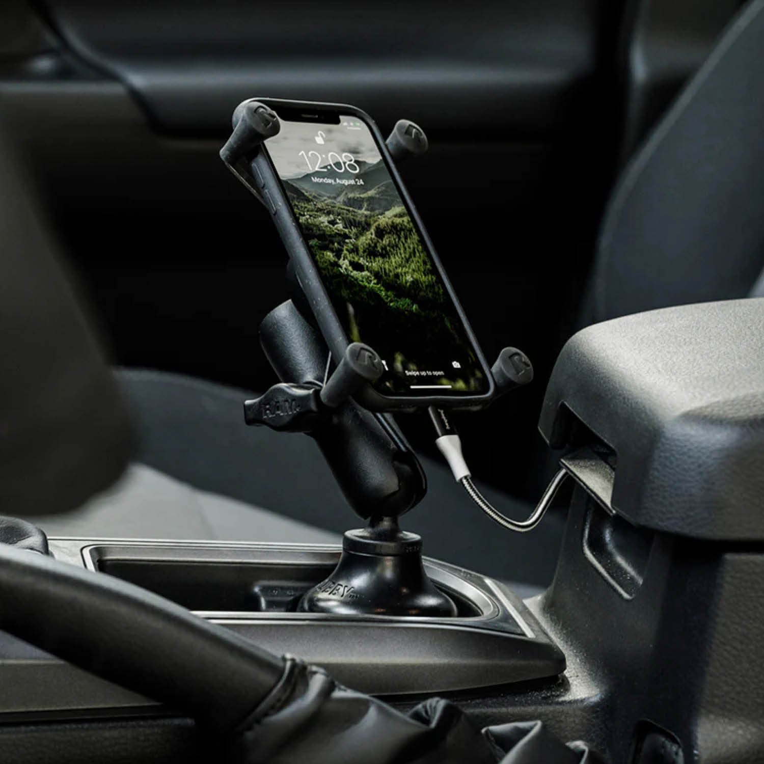 RAM Mounts X-Grip Fahrzeug-Halterung für Smartphones (Verbundstoff) - Bis 82,55 mm Breite - Mittlerer Verbindungsarm - Getränkehalter Basis (Durchmesser 65,27 mm bis 88,9 mm) - B-Kugel (1 Zoll)