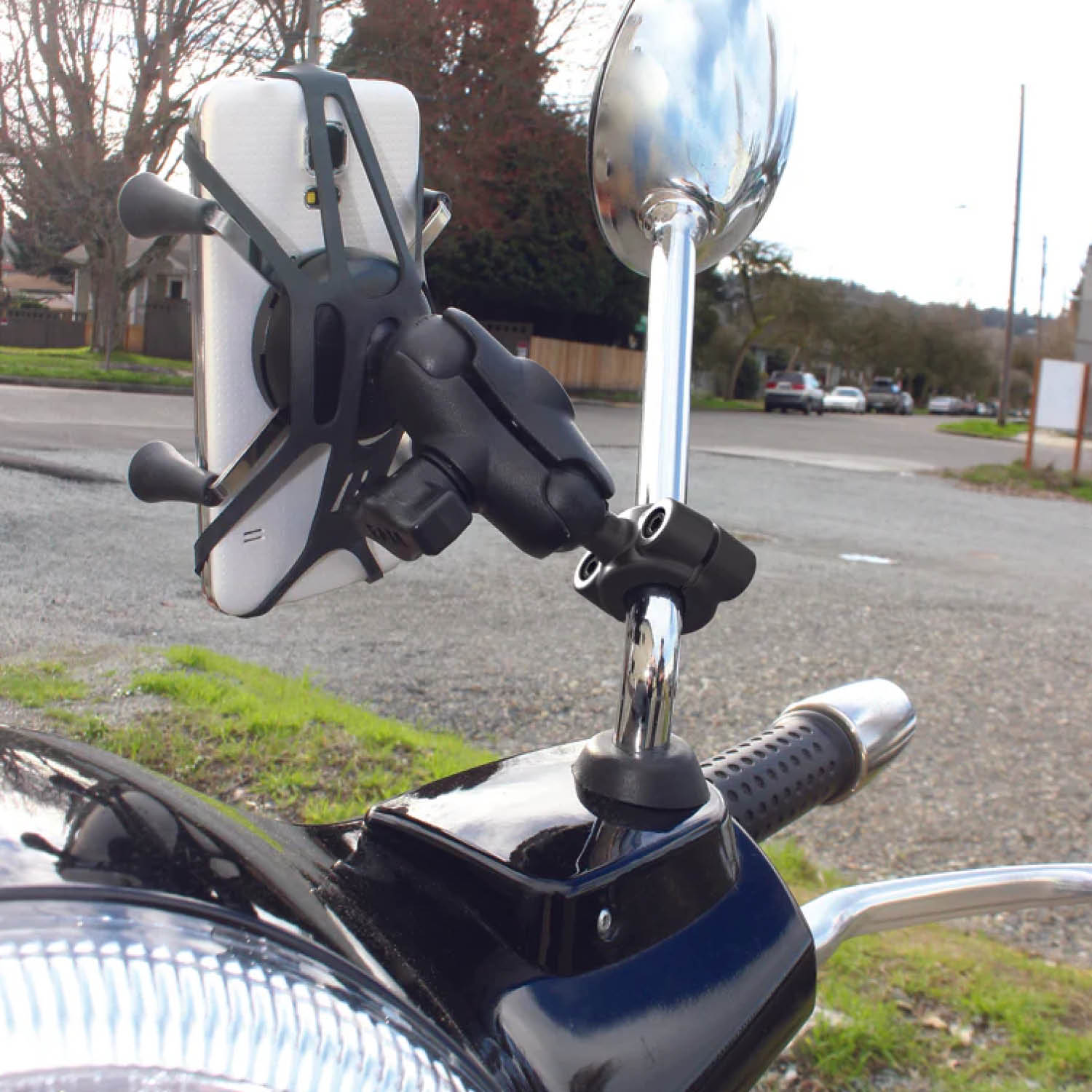 RAM Mounts X-Grip Motorrad-Halterung für Smartphones - Bis 82,55 mm Breite - Kurzer Verbindungsarm - Kleine Torque Rohrschelle (Durchmesser 9,52 mm bis 15,87 mm) - B-Kugel (1 Zoll)